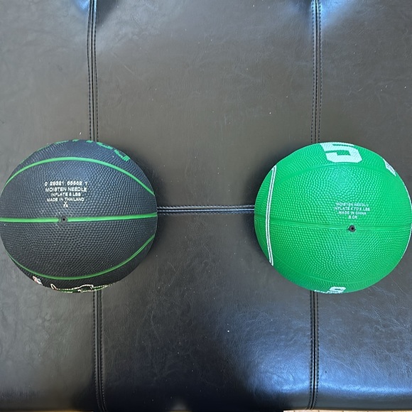 NBA Celtics small basketballs - Picture 9 of 12